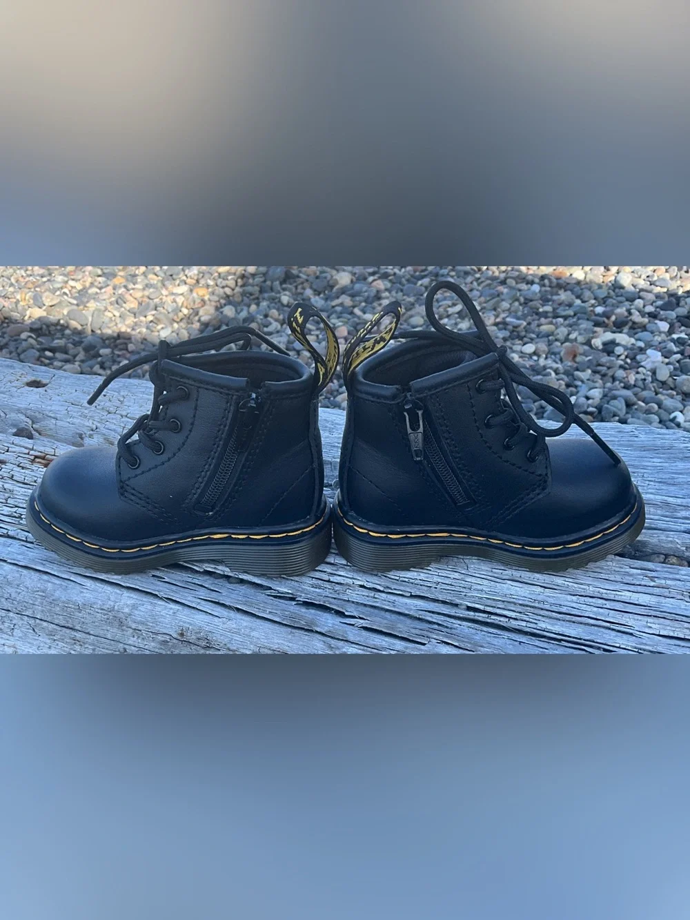 Dr. Doc Martens Baby Classic Black Leather Lace-Up Boots Yellow Stitching Sz 4